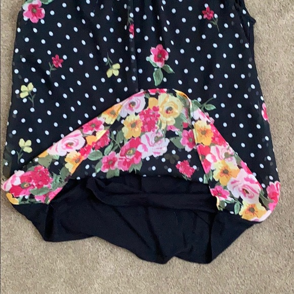 Elle Floral sleeveless ruffle neck top - Picture 11 of 11